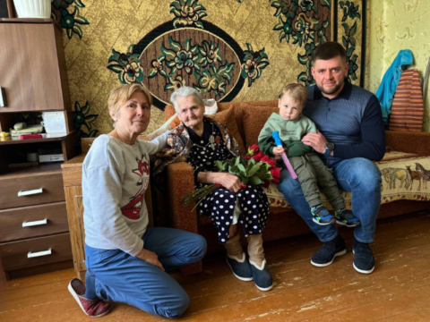Труженицу тыла Екатерину Горбунову поздравили в Чехове с Днем Победы Новости Чехова 